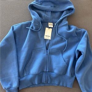 XS Aritzia boxy zip hoodie
